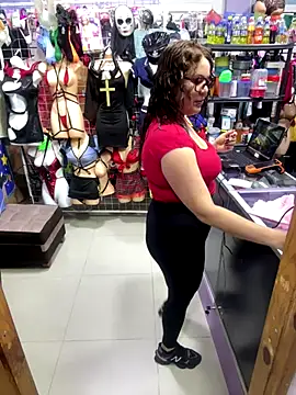 ROSALIALUCY online show from October 2025 11:44:01 AM