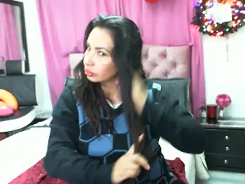Snapshot of salome__milf chatting on March 2025 12:11:01 AM salome milf online show from March 2025 12:11:01 AM