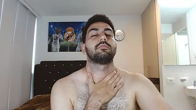 omarmohammedhot2 online show from February 2025 03:10:02 PM