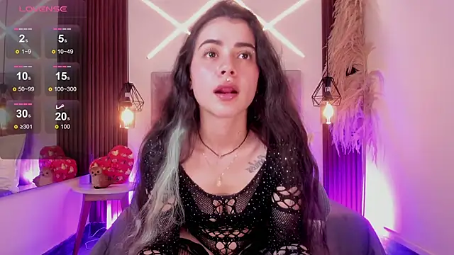 dasha-rodrigues online show from May 2026 02:12:02 PM