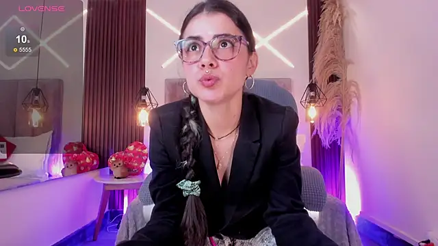 dasha-rodrigues online show from June 2026 01:52:01 PM