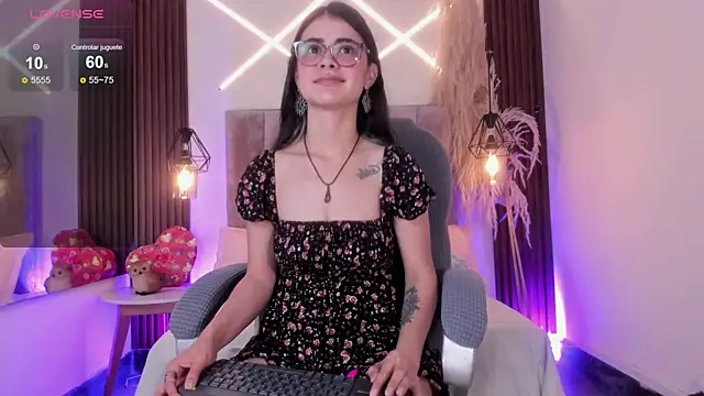 dasha-rodrigues online show from May 2026 01:22:02 PM