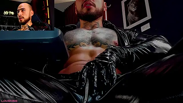 Snapshot of billyMayer_ chatting on October 2025 05:46:01 PM billyMayer online show from October 2025 05:46:01 PM
