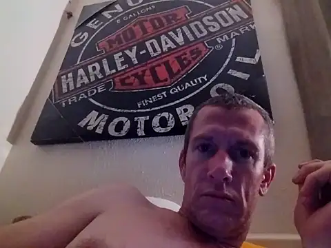 Snapshot of CuddlyFloat88 chatting on March 2026 08:01:01 AM CuddlyFloat88 online show from March 2026 08:01:01 AM