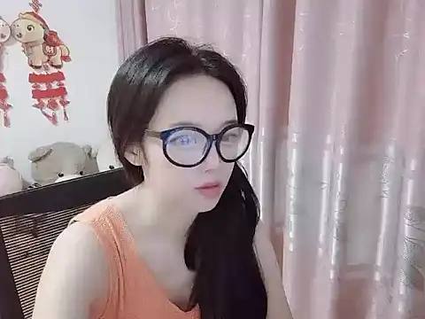 Snapshot of wwcc123 chatting on June 2026 02:17:02 PM wwcc123 online show from June 2026 02:17:02 PM
