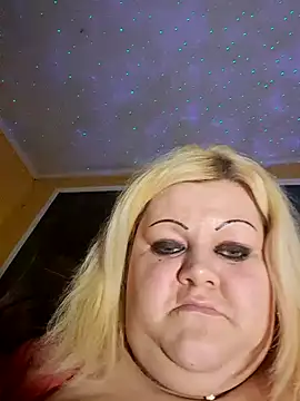 ducicsajsziii online show from February 2025 02:02:01 PM