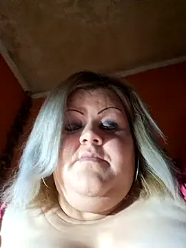 Snapshot of ducicsajsziii chatting on February 2026 03:58:02 PM ducicsajsziii online show from February 2026 03:58:02 PM