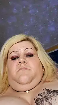 ducicsajsziii online show from February 2025 08:59:01 PM