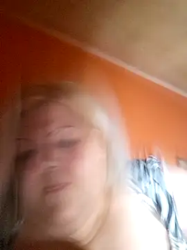 ducicsajsziii online show from October 2025 03:48:01 AM