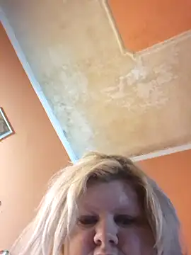 Snapshot of ducicsajsziii chatting on December 2025 12:40:02 PM ducicsajsziii online show from December 2025 12:40:02 PM