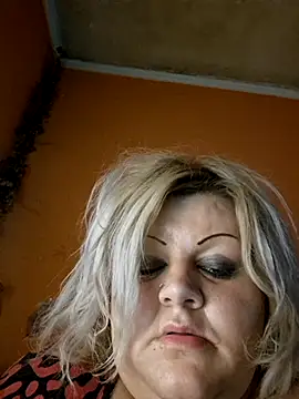 ducicsajsziii online show from October 2025 10:21:01 PM