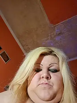 ducicsajsziii online show from February 2025 11:13:02 AM