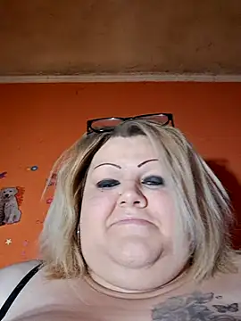 ducicsajsziii online show from April 2026 08:39:02 AM