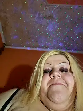 ducicsajsziii online show from February 2025 09:28:01 PM