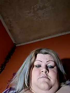 Snapshot of ducicsajsziii chatting on February 2026 05:56:02 PM ducicsajsziii online show from February 2026 05:56:02 PM