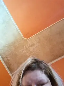 ducicsajsziii online show from April 2026 07:48:01 AM