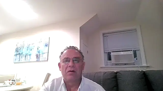 twopeopleinlove online show from July 2026 09:30:02 AM