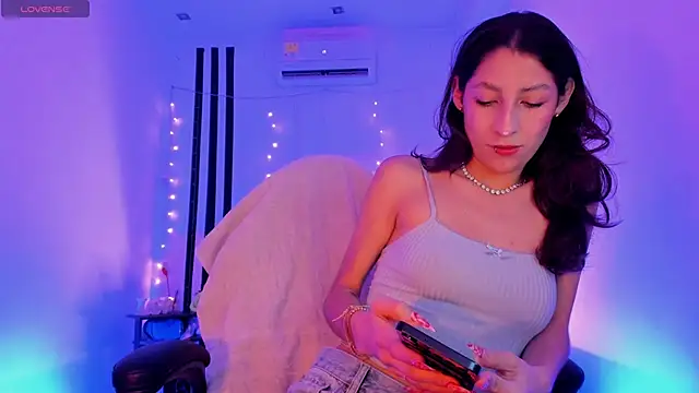 Snapshot of Gorgeous_Team chatting on February 2026 07:38:01 PM Gorgeous Team online show from February 2026 07:38:01 PM