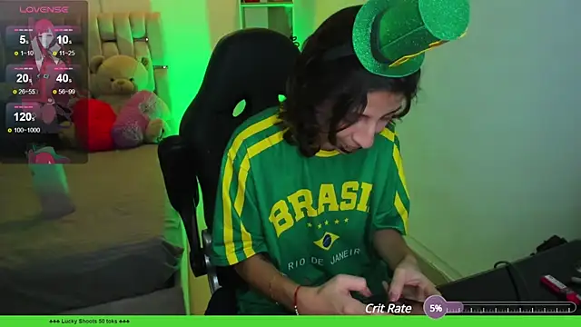 Snapshot of Gorgeous_Team chatting on March 2025 11:13:02 PM Gorgeous Team online show from March 2025 11:13:02 PM