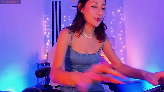 Snapshot of Gorgeous_Team chatting on February 2026 08:08:02 PM Gorgeous Team online show from February 2026 08:08:02 PM