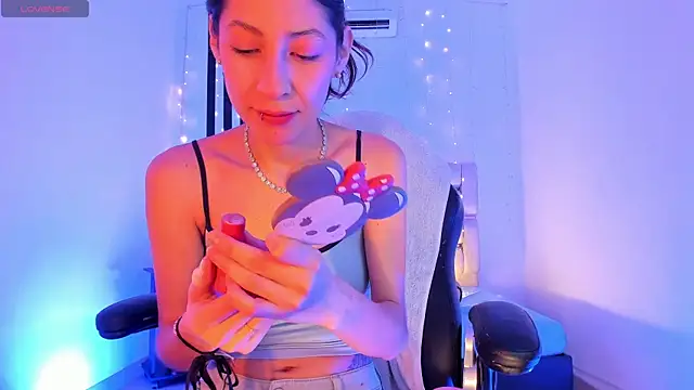 Gorgeous Team online show from April 2026 08:10:02 PM