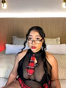 Snapshot of Gaby_Blaze chatting on September 2025 01:22:02 AM Gaby Blaze online show from September 2025 01:22:02 AM