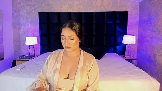 Snapshot of Gaby_Blaze chatting on February 2025 07:52:01 PM Gaby Blaze online show from February 2025 07:52:01 PM