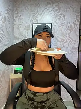 sexyyykloee online show from October 2025 02:55:01 AM
