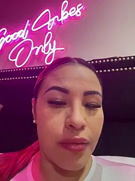 sexyyykloee online show from March 2026 05:19:01 AM