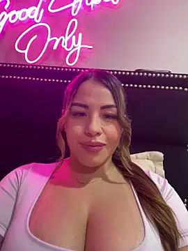 sexyyykloee online show from April 2026 04:41:01 AM
