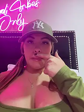 sexyyykloee online show from March 2026 05:48:01 AM