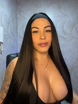 sexyyykloee online show from November 2025 04:18:01 AM