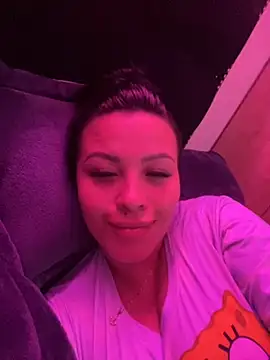 sexyyykloee online show from October 2025 12:00:02 AM