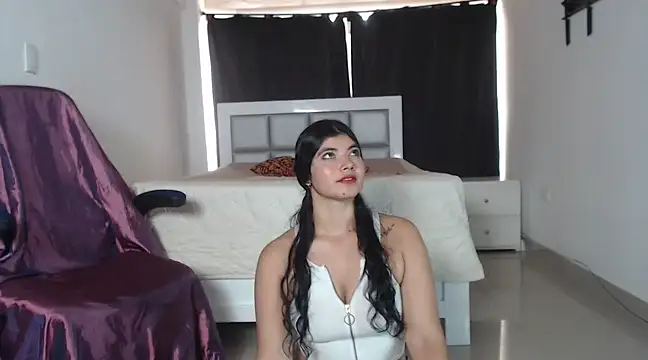 Snapshot of Danna_777 chatting on March 2025 06:43:01 PM Danna 777 online show from March 2025 06:43:01 PM