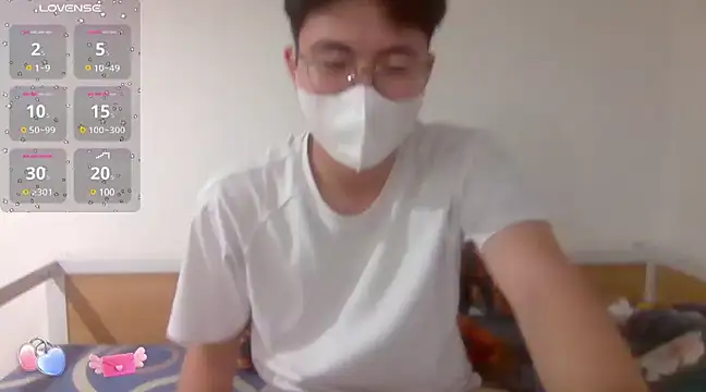 Gwencloudy online show from March 2025 03:18:02 PM