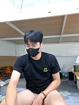 Gwencloudy online show from July 2026 01:41:02 PM