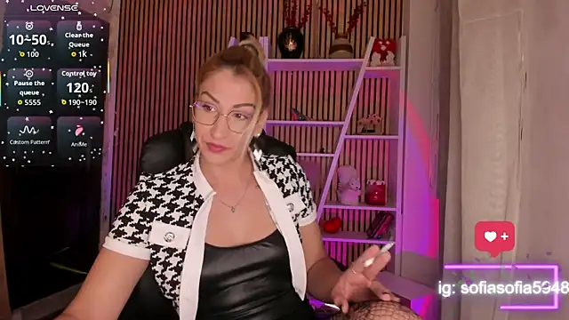 sofiah  online show from March 2026 06:03:01 PM