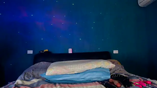 Karendolly  8 online show from March 2026 06:04:02 PM