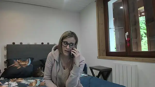 Madame Callie online show from May 2026 11:37:02 AM