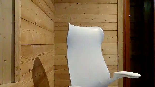 Madame Callie online show from December 2025 03:57:01 PM