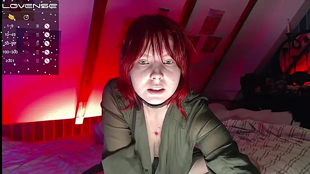 RubyLynxx online show from November 2025 02:40:02 PM