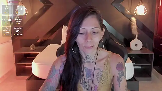 dark gotica online show from April 2026 12:30:02 PM