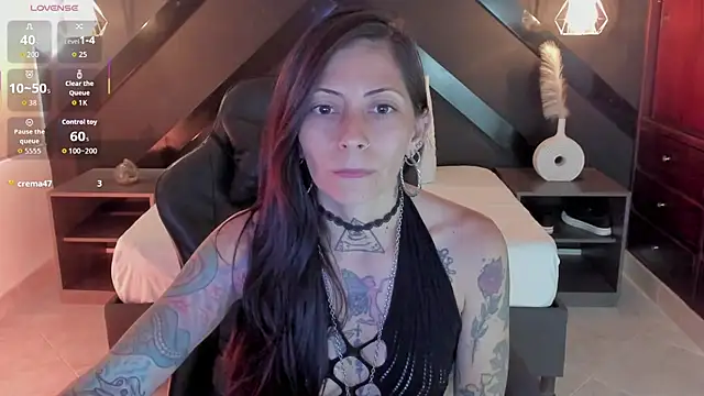 dark gotica online show from April 2026 07:15:02 PM