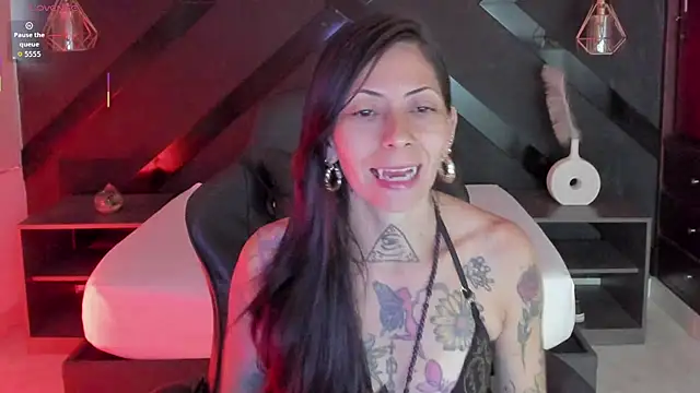 Snapshot of dark_gotica chatting on February 2026 12:13:02 PM dark gotica online show from February 2026 12:13:02 PM