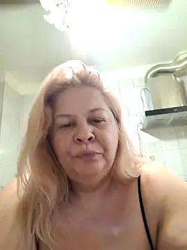 Snapshot of AriannaMilf chatting on July 2026 05:53:01 PM AriannaMilf online show from July 2026 05:53:01 PM