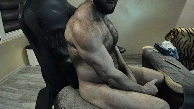 Snapshot of Hugealphabeast chatting on December 2024 07:13:02 PM Hugealphabeast online show from December 2024 07:13:02 PM