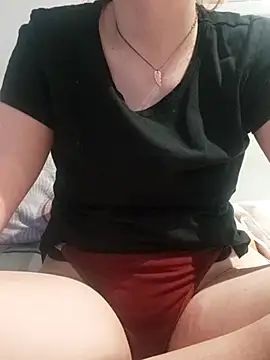 Snapshot of bruna_safadinhaa chatting on February 2025 07:17:02 PM bruna safadinhaa online show from February 2025 07:17:02 PM