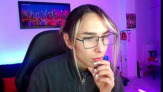 Niky 777 online show from October 2025 01:15:01 AM