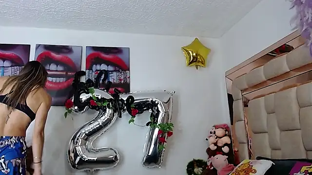 Niky 777 online show from December 2025 06:31:02 PM