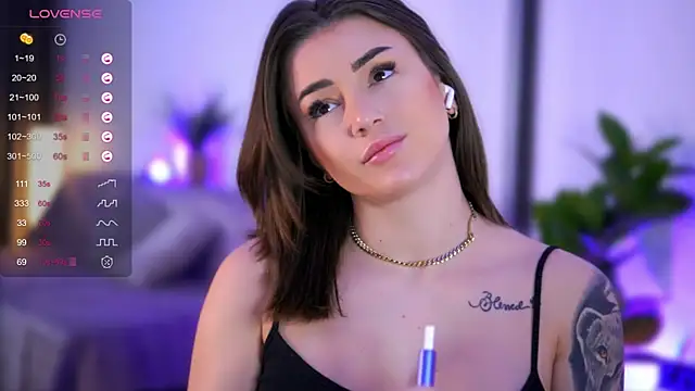 AishaCarter online show from November 2025 08:02:01 PM